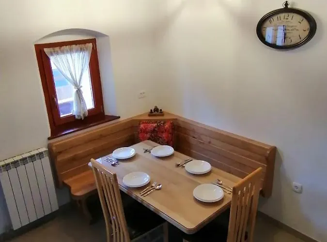 Hisa Pod Gradicem Kobarid