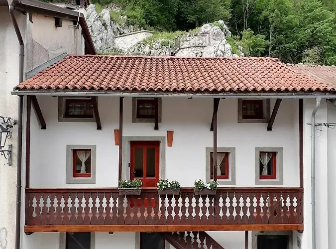 Hisa Pod Gradicem Apartment Kobarid