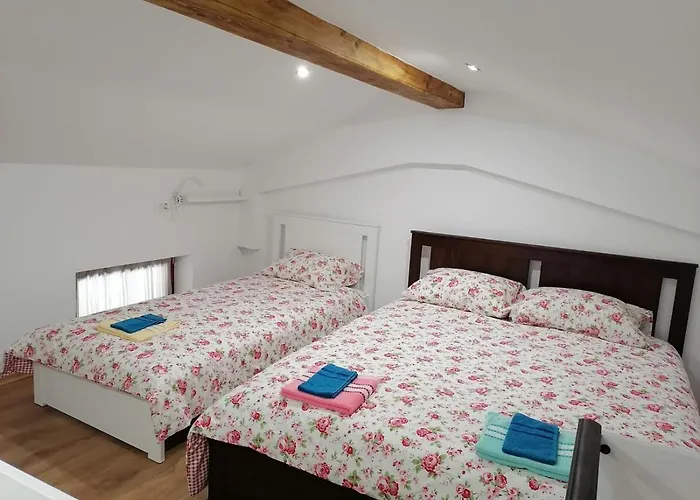 Hisa Pod Gradicem * Kobarid